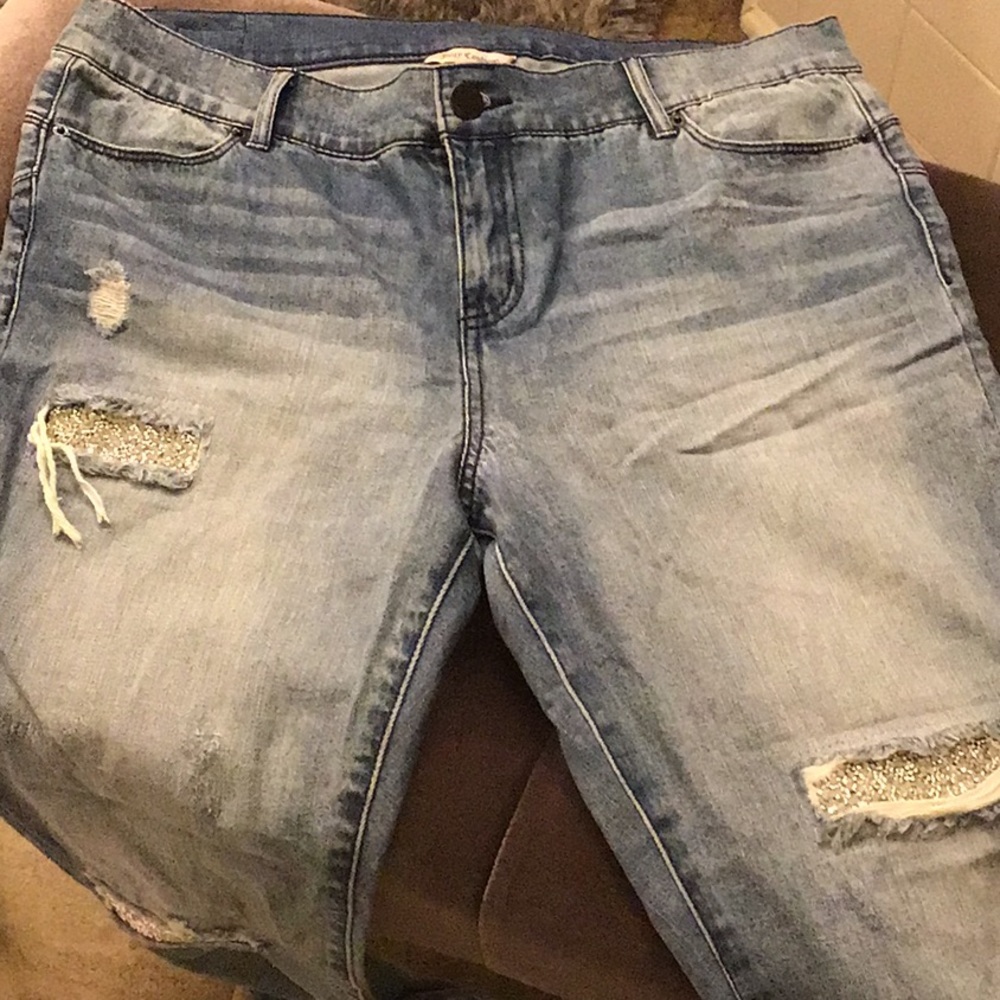 Juicy Couture Boyfriend Jeans